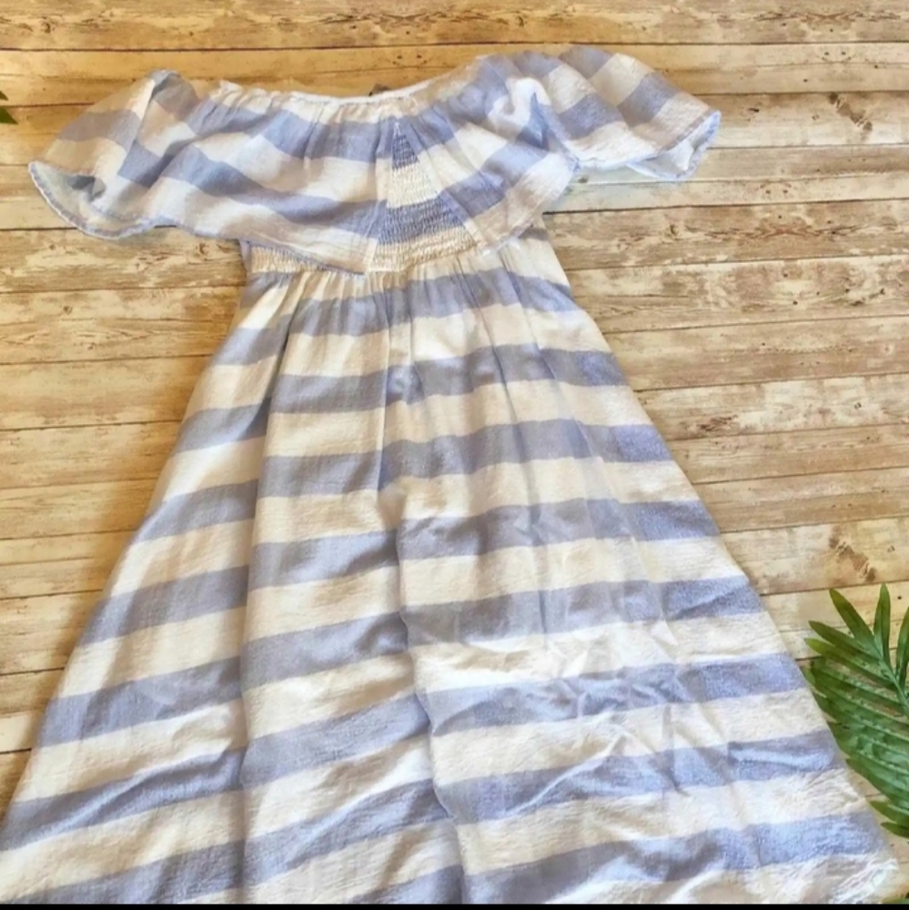 Lulus- Stripe Off/ On Shoulder Button Down Dress-M - image 8